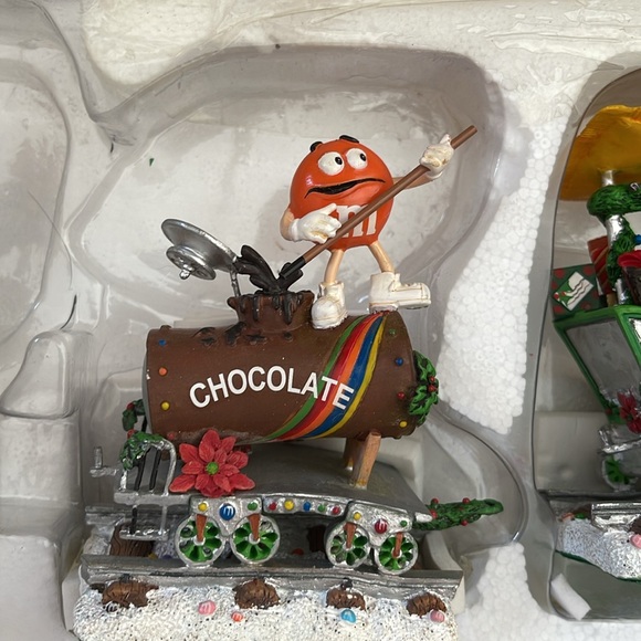 The M&M’s Holiday Express Train 
Danbury Mint - Picture 3 of 6